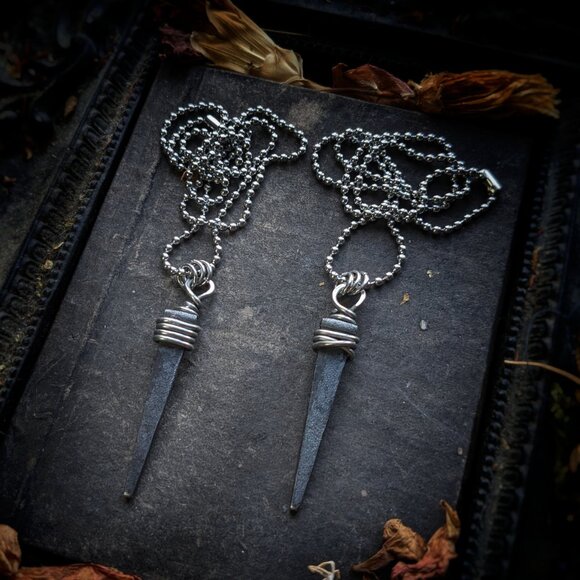 Witch Nail in Stainless Steel - Picture 5 of 6